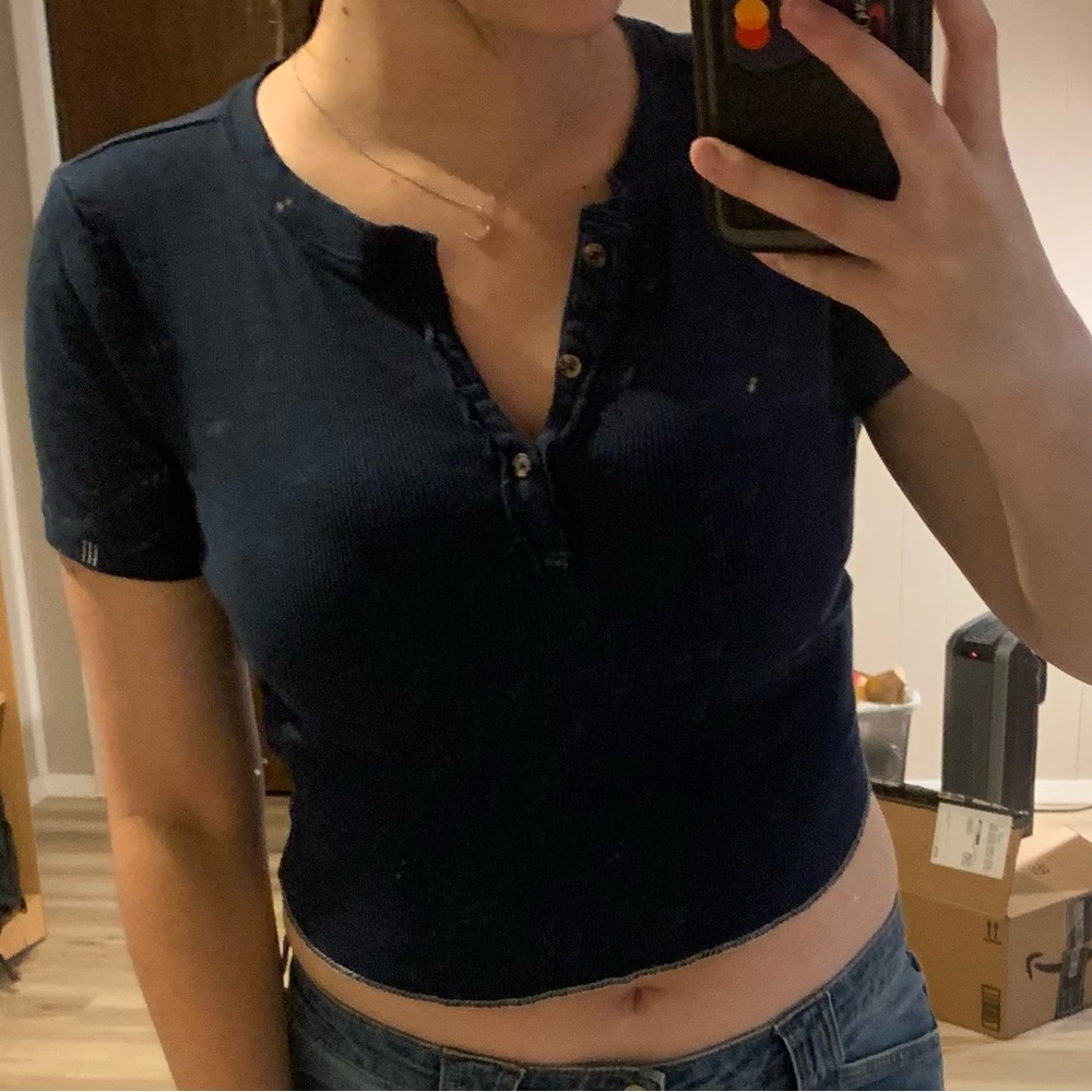 BUTTON UP BLUE CROP TOP